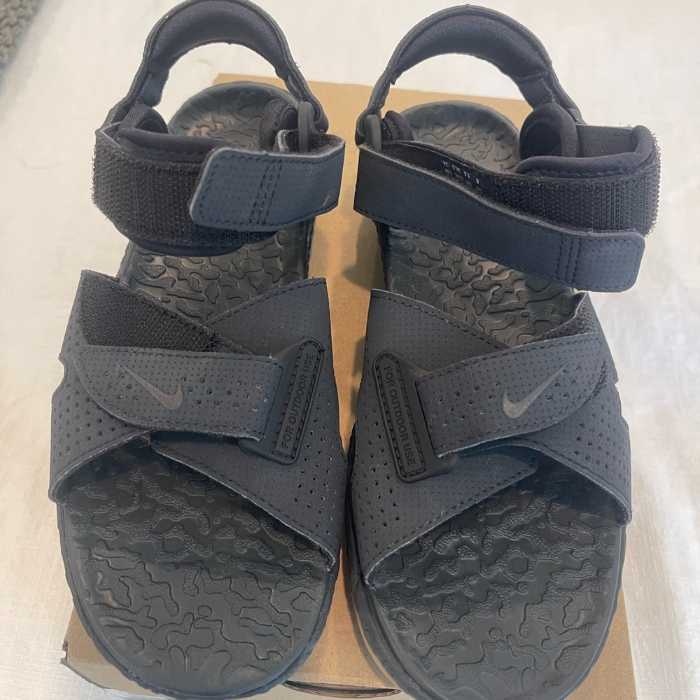 Nike ACG Air Deschutz Sandals